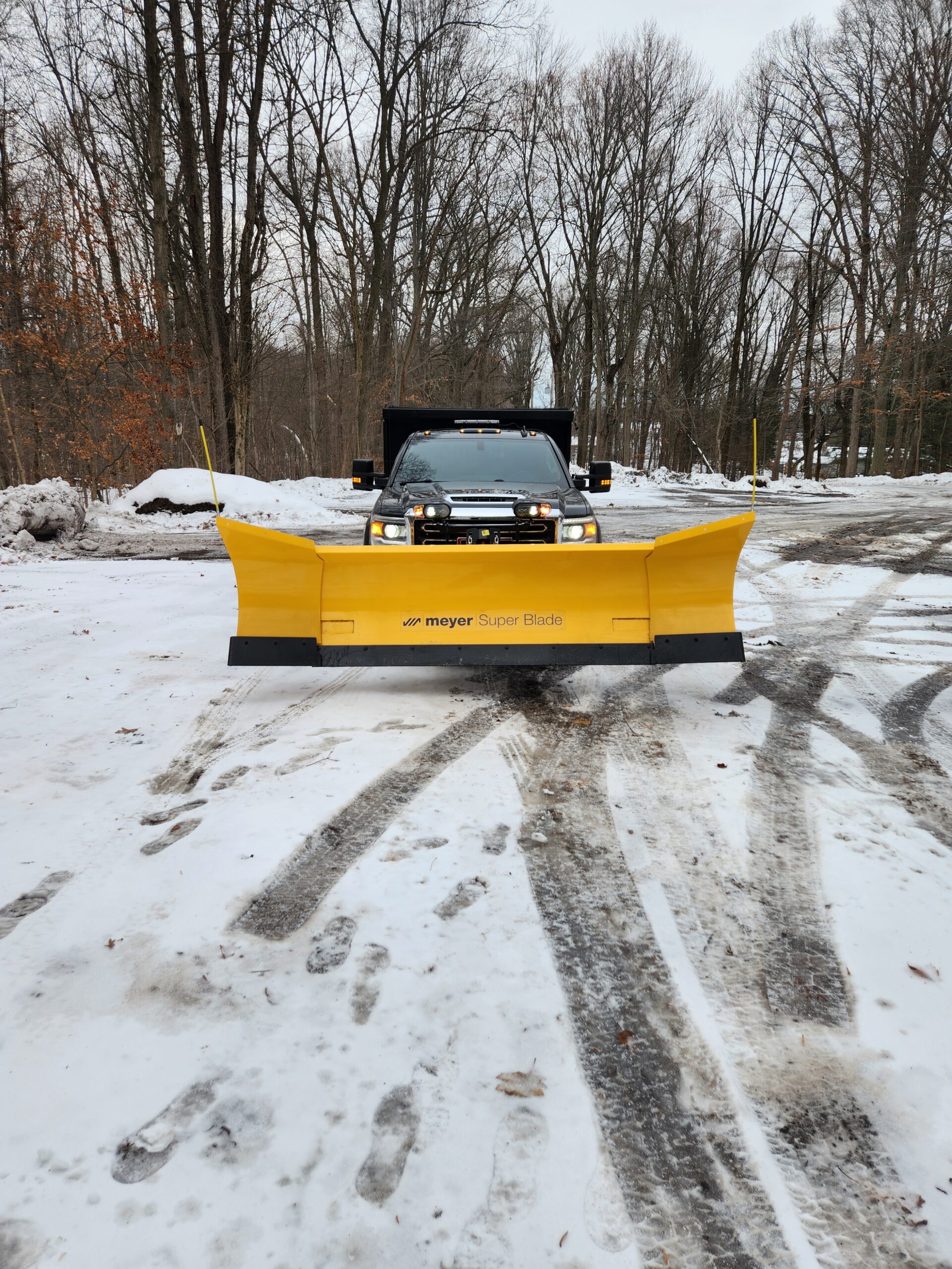 Z Cuts Lawn Maintenance snow plow truck equipped with a commercial Meyer Super Blade for residential snow removal and winter property maintenance. Z Cuts Lawn Maintenance snow plow truck equipped with a commercial Meyer Super Blade for residential snow removal and winter property maintenance.